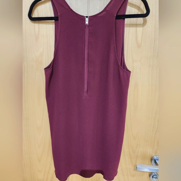 Wilfred maroon crepe long tank from Aritzia - Picture 2 of 3
